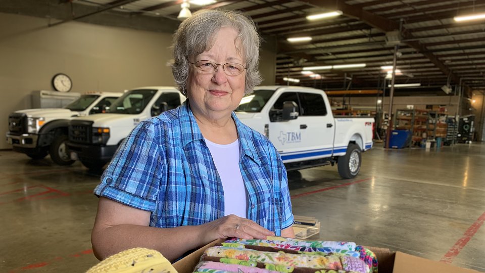 garland woman donates blankets for children after disasters